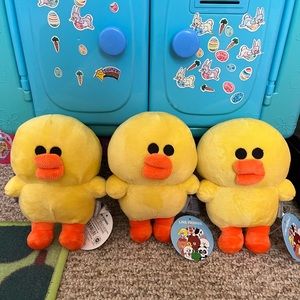 1 Line Friend Sally Yellow Duck Plush